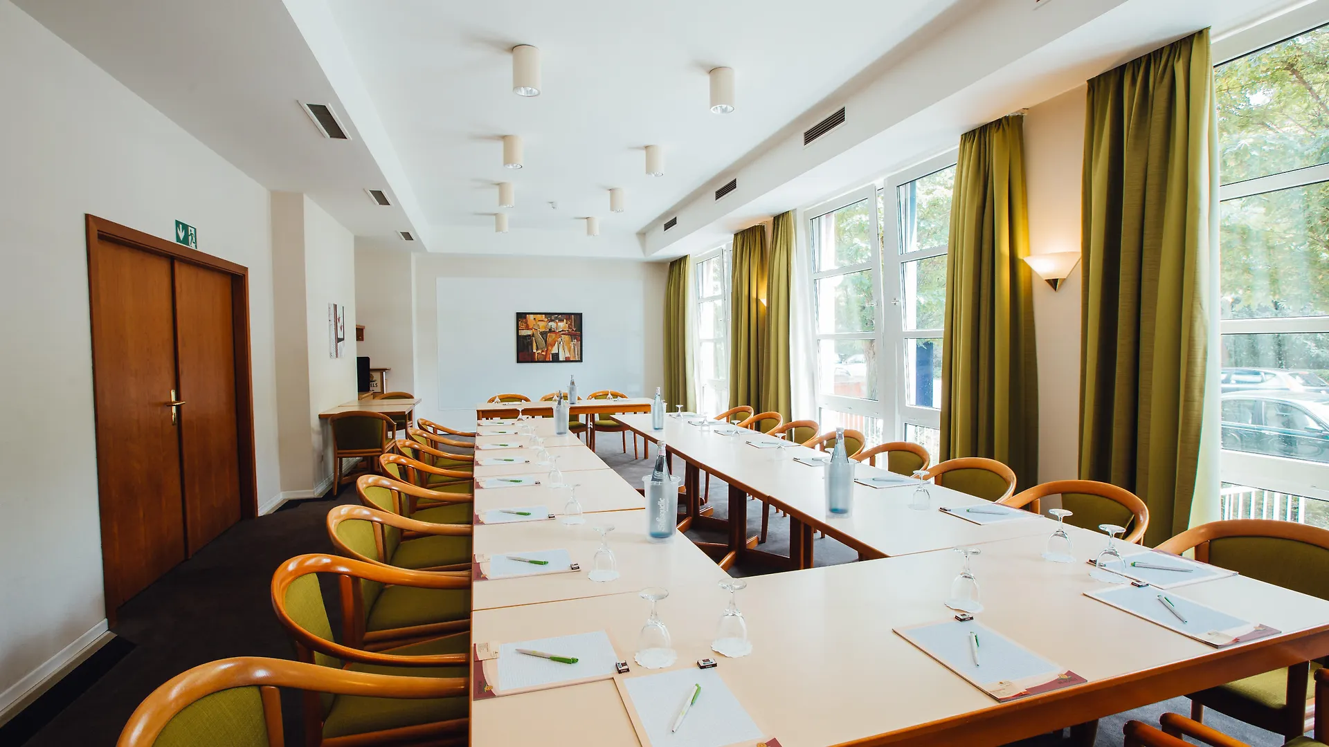 Hk Hotel Duesseldorf City  Dusseldorf