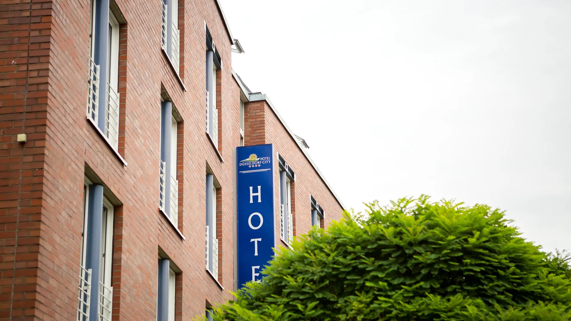 Hk Hotel Duesseldorf City Germany