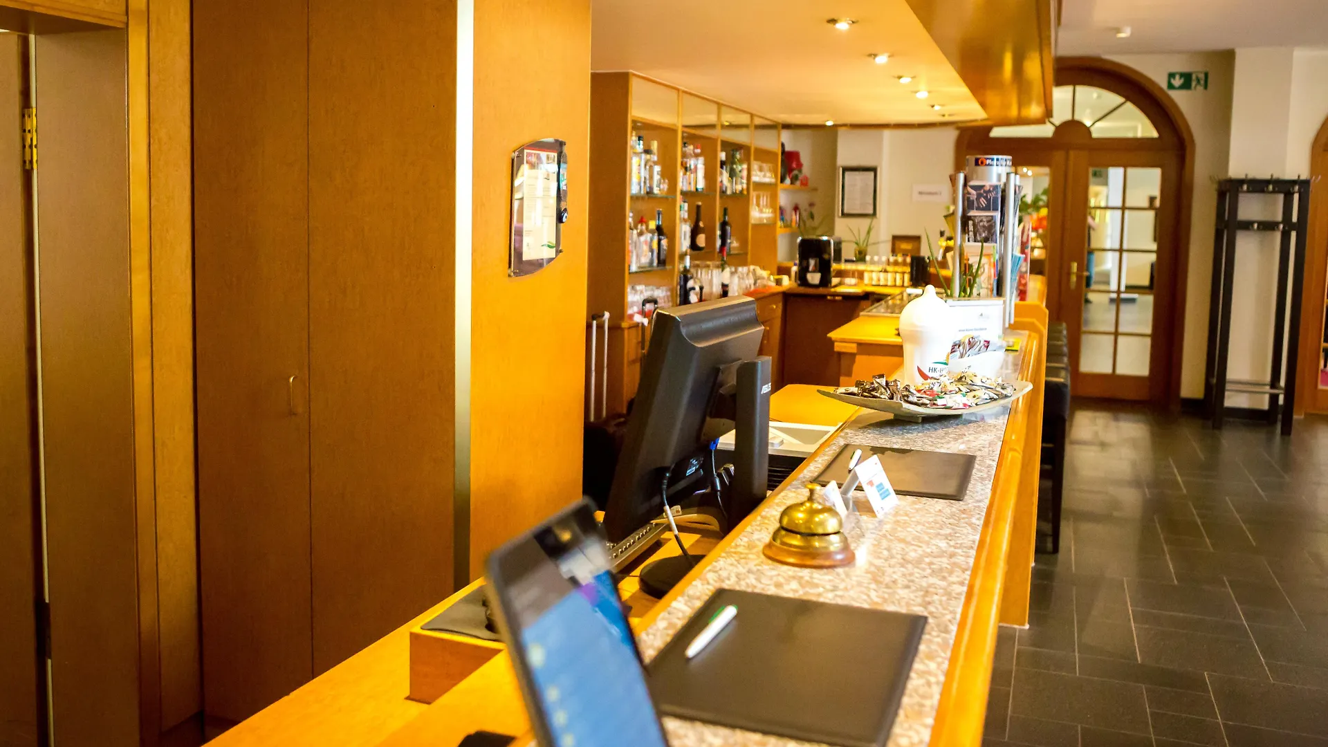 ****  Hk Hotel Duesseldorf City Germany