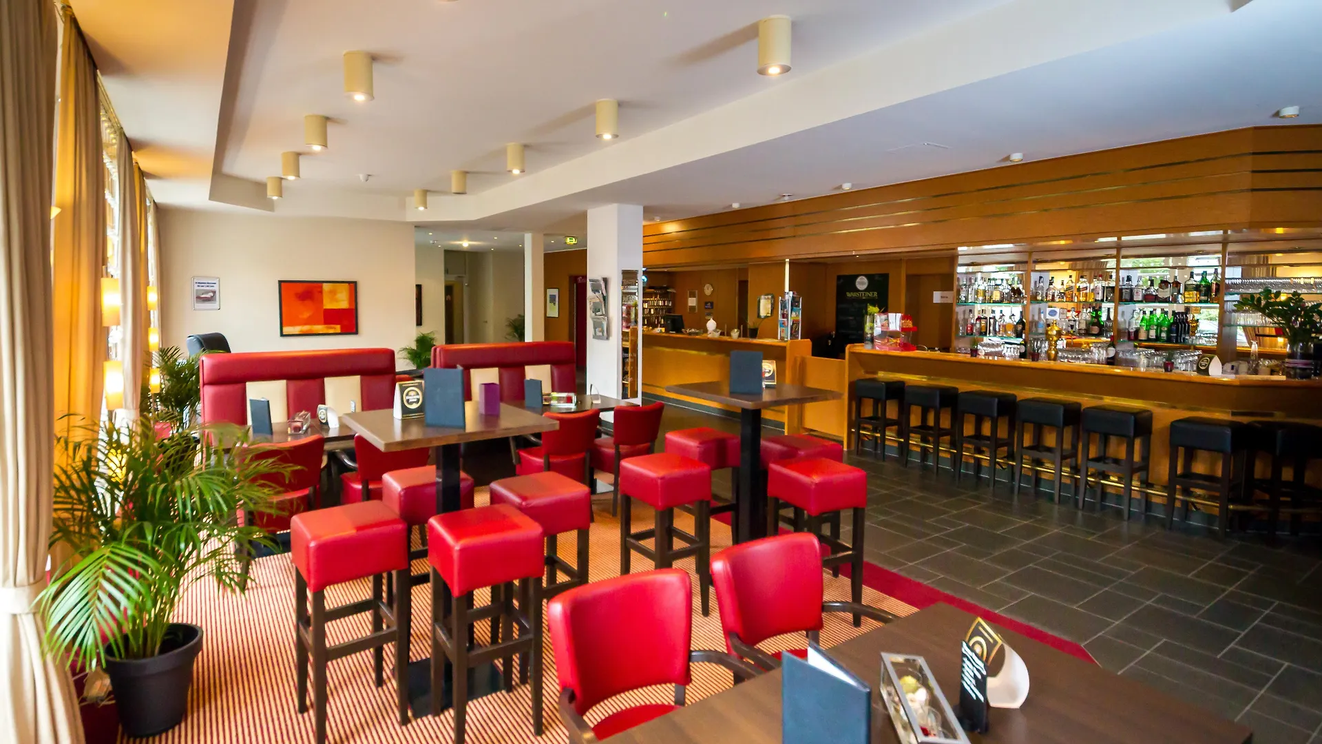 Hk Hotel Duesseldorf City 4*, Dusseldorf