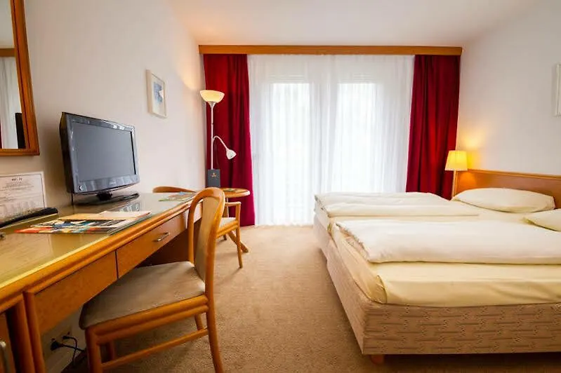 Hk Hotel Duesseldorf City 4*, Dusseldorf